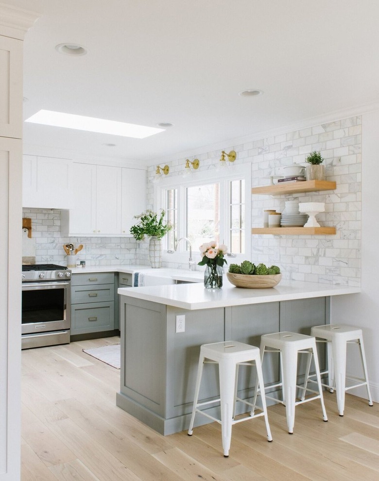 Floating Shelves on the Upper Side