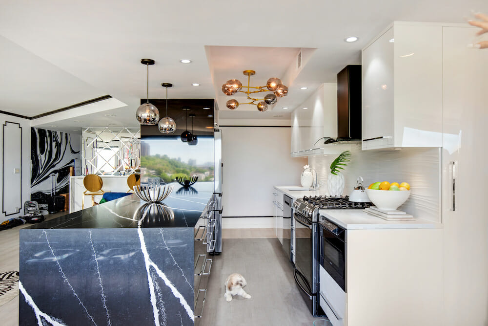 Entertaining and socializing center